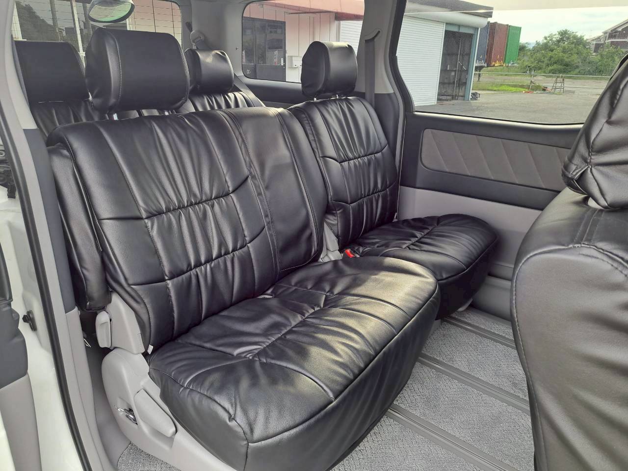 2007　TOYOTA　ALPHARD - 9