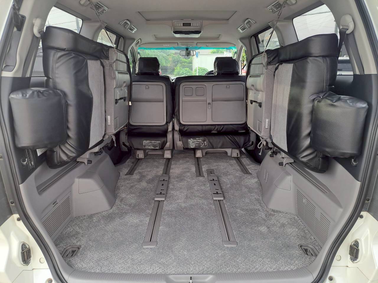 2007　TOYOTA　ALPHARD - 12